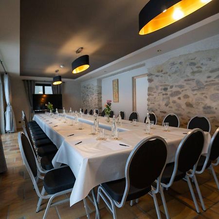 Hotel Restaurant Le Madame La Ferrière エクステリア 写真